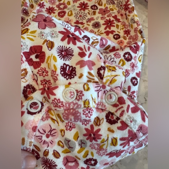 Floral and Solid Pink Baby Onesie Set - 3-6Months Carters - Picture 9 of 15